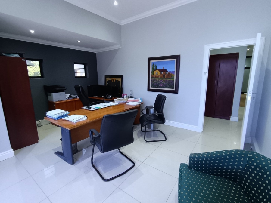  Bedroom Property for Sale in Newton Park Eastern Cape